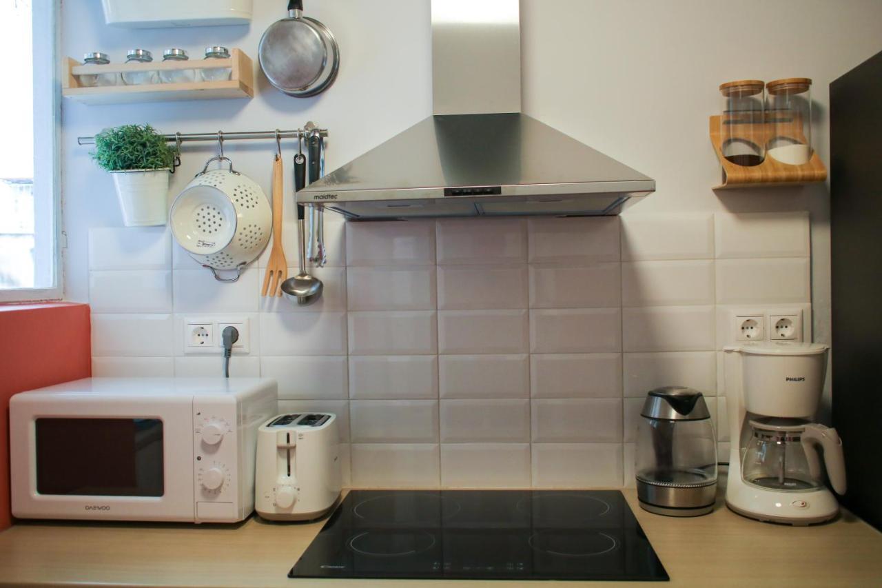 Spacious Central Flat☆3Min To Metro☆Ac|Netflix|Pc Athens Exterior photo